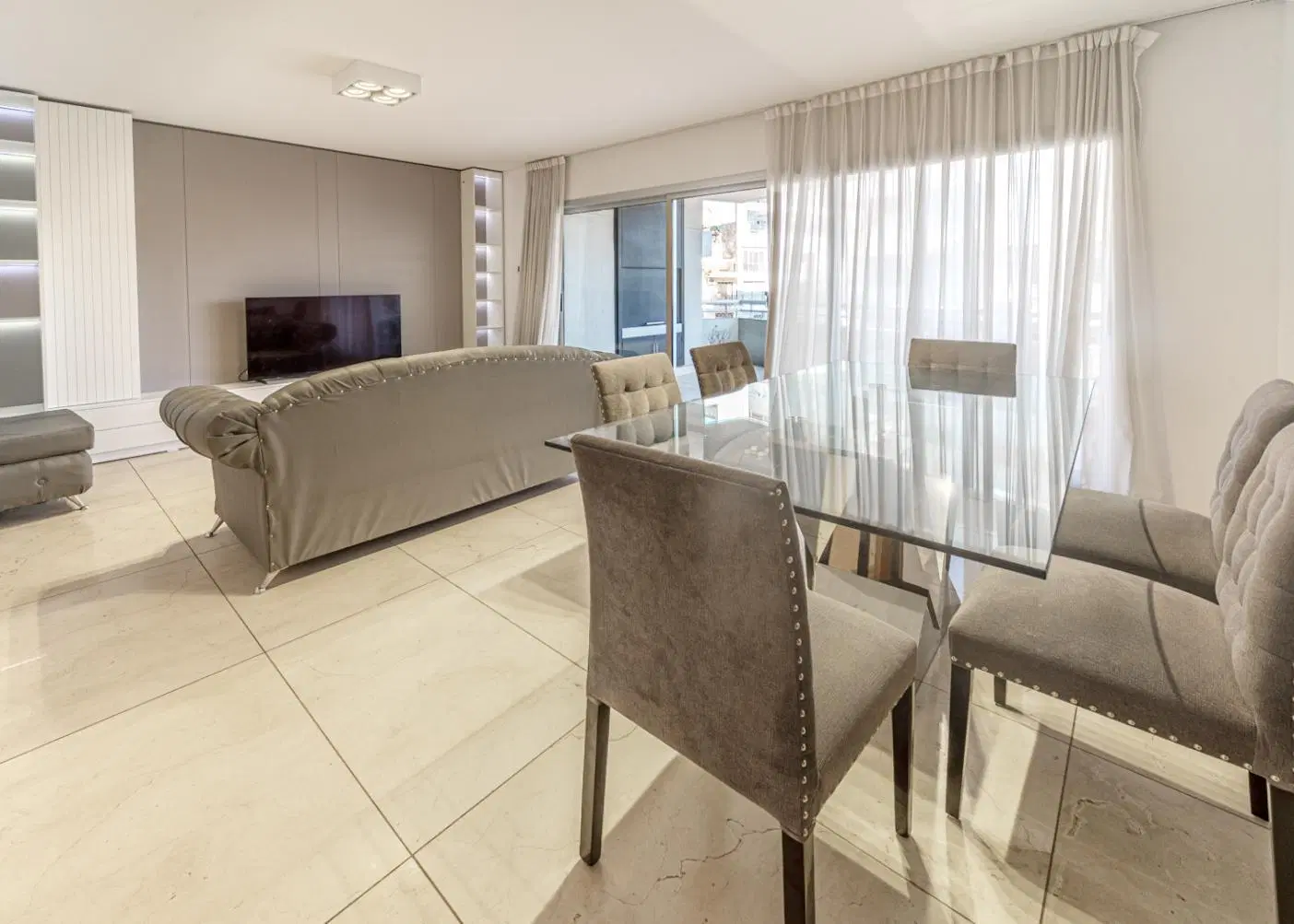 Venta Departamento 4 ambientes balcón aterrazado y parrilla. 2
