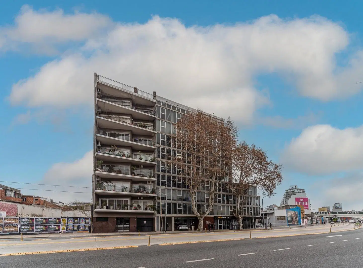 Venta oficina comercial duplex con balcón en Villa Crespo 2