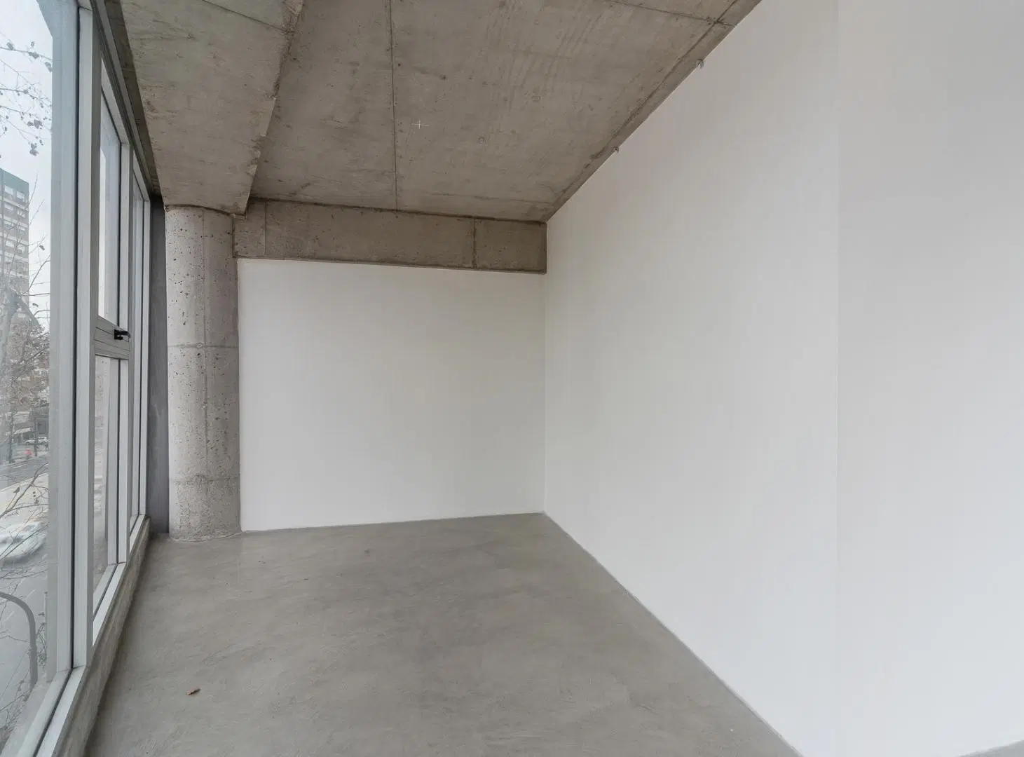 Venta oficina comercial Villa Crespo con patio y terraza 3