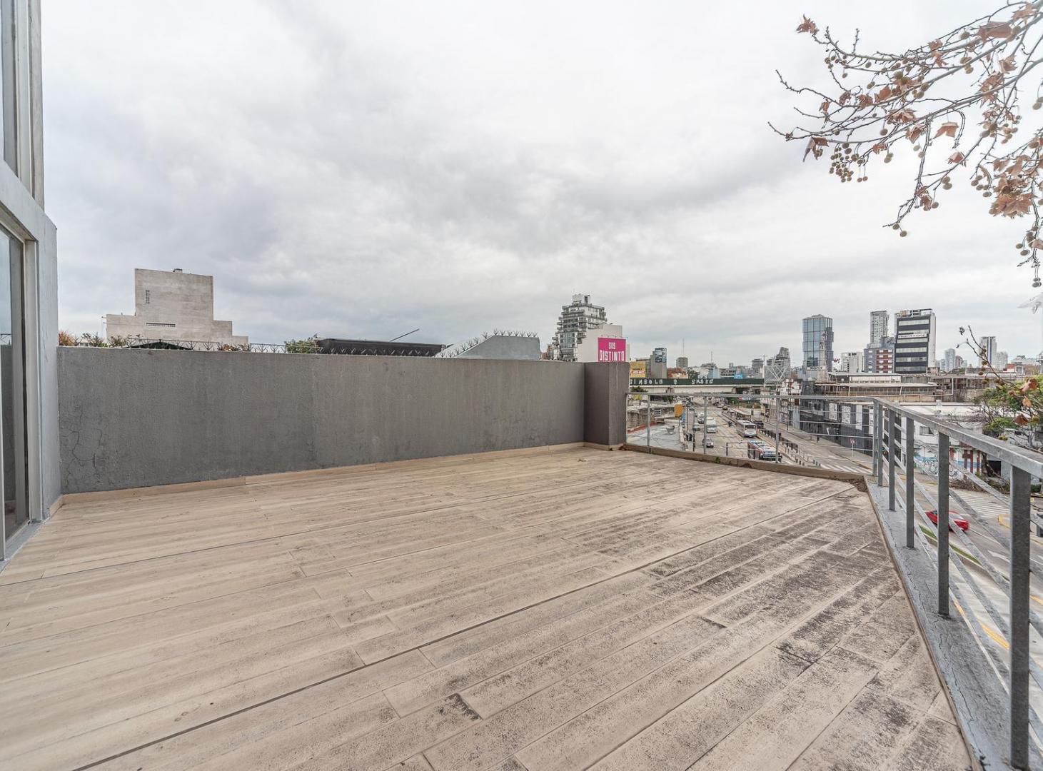 Foto de Venta oficina comercial con patio y terraza, Villa Crespo Palermo., imagen 2