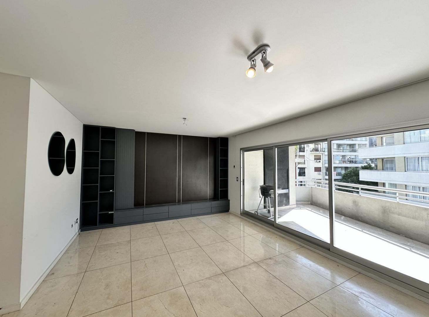 Foto de Venta Departamento 4 ambientes Belgrano con balcón aterrazado y parrilla., imagen 1