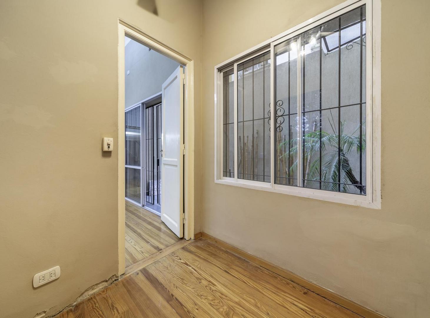 Foto de Venta Departamento 2 ambientes Monserrat, imagen 3