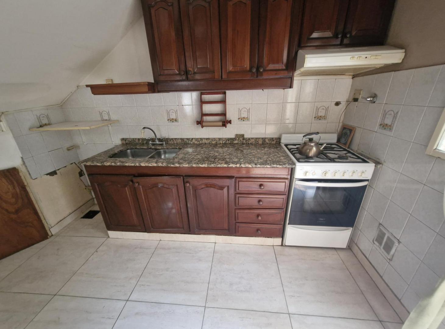 Foto de VENTA PH 3 AMBIENTES WILDE CON PATIO, imagen 3