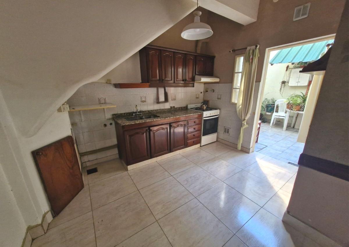 Foto de VENTA PH 3 AMBIENTES WILDE CON PATIO, imagen 2