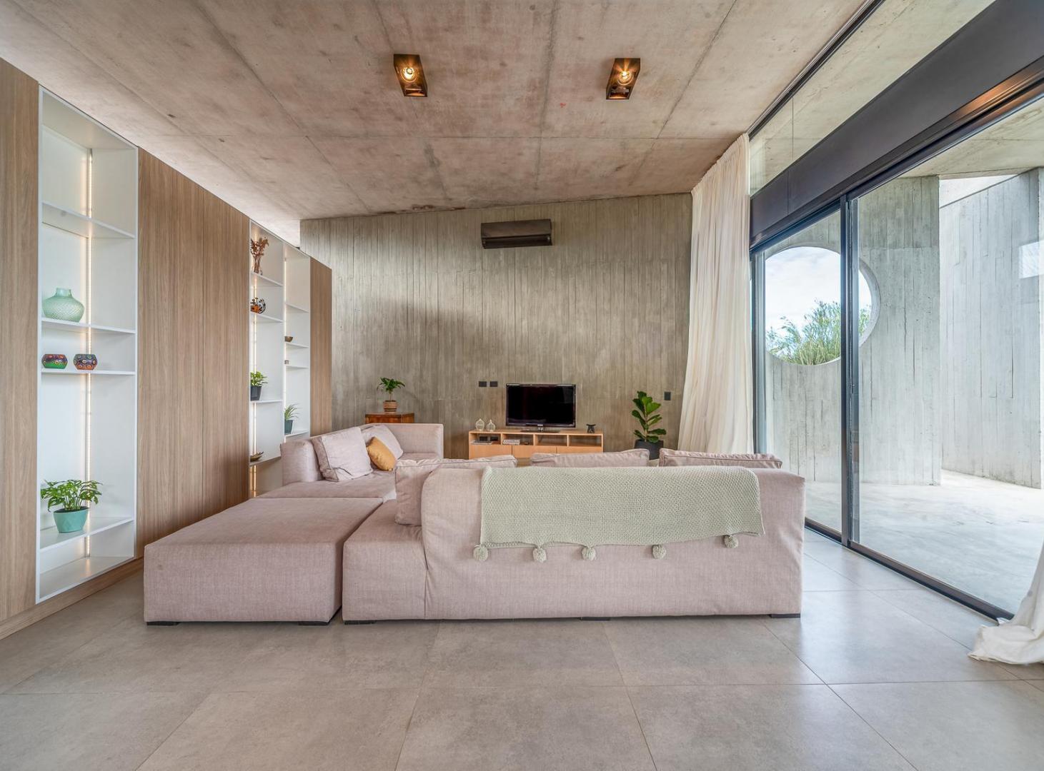 Venta Casa 4 ambientes Puertos del Lago Acacias, Escobar