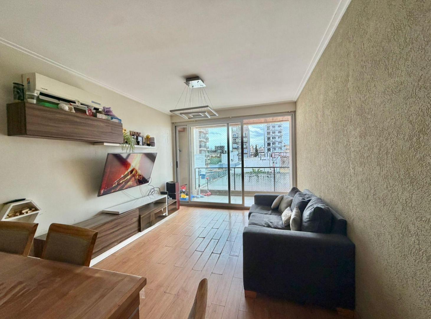 Foto de VENTA DEPARTAMENTO 3 AMBIENTES BOEDO CON COCHERA, imagen 1