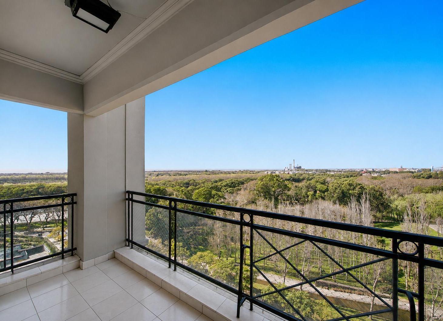 Foto de Venta Departamento 3 Ambientes con 2 oficinas y 3 cocheras Edificio, imagen 2