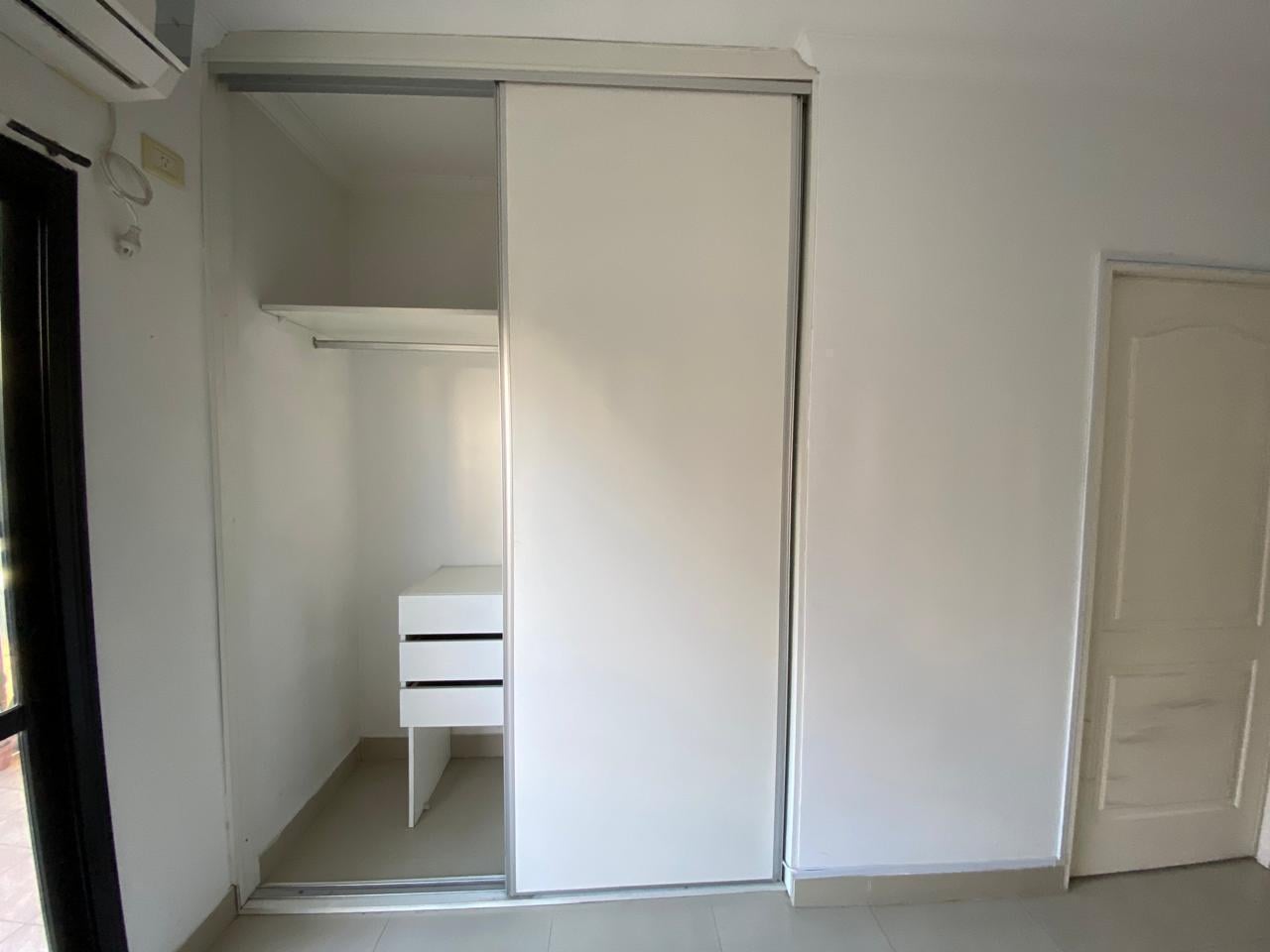 Foto de VENTA DEPARTAMENTO MONOAMBIENTE FLORESTA, imagen 2