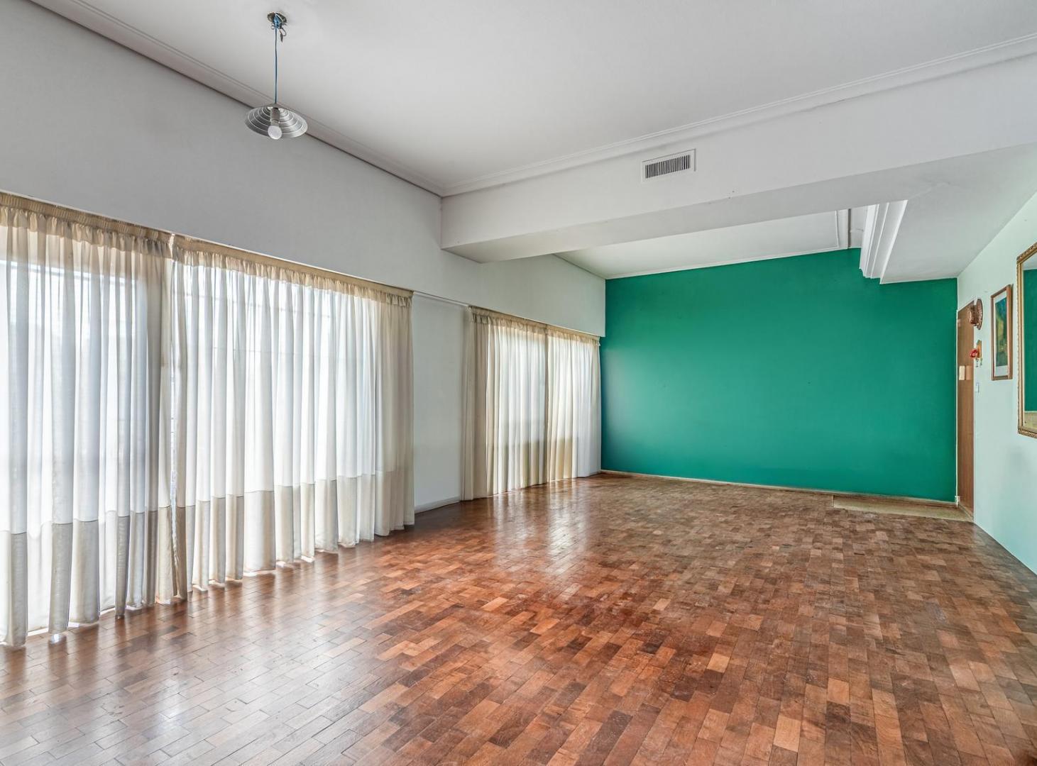 Foto de VENTA PH 4 AMBIENTES SAAVEDRA CON TERRAZA SIN EXPENSAS, imagen 4
