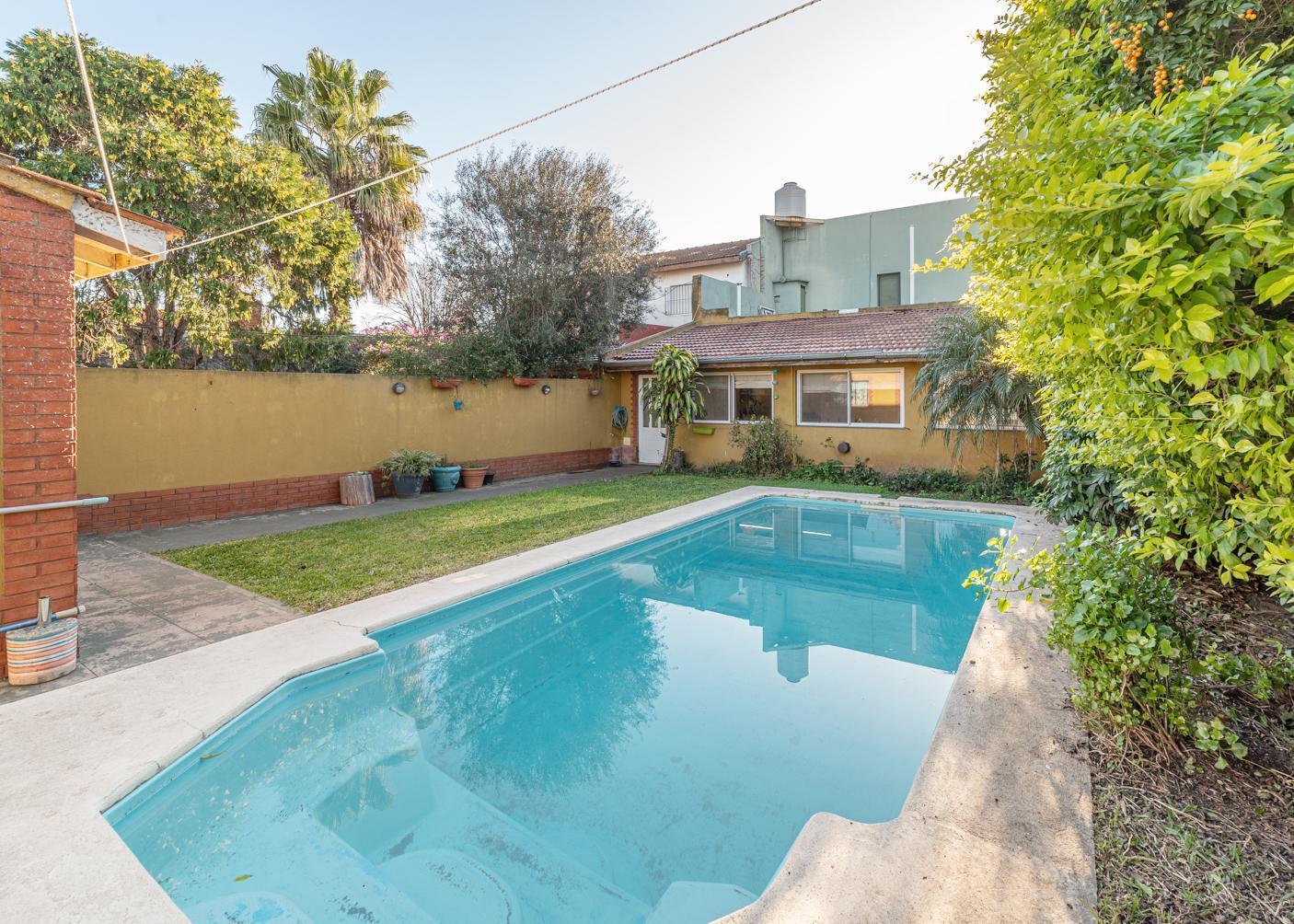 Foto de Venta Casa 4 ambientes Carapachay, Vicente López, imagen 1