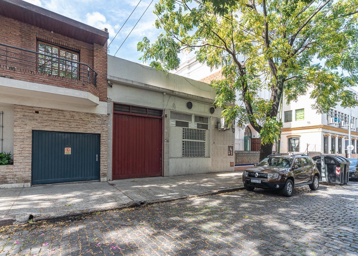 Foto de VENTA IMPORTANTE INMUEBLE INDUSTRIAL / COMERCIAL EN VENTA – ZONA, imagen 5