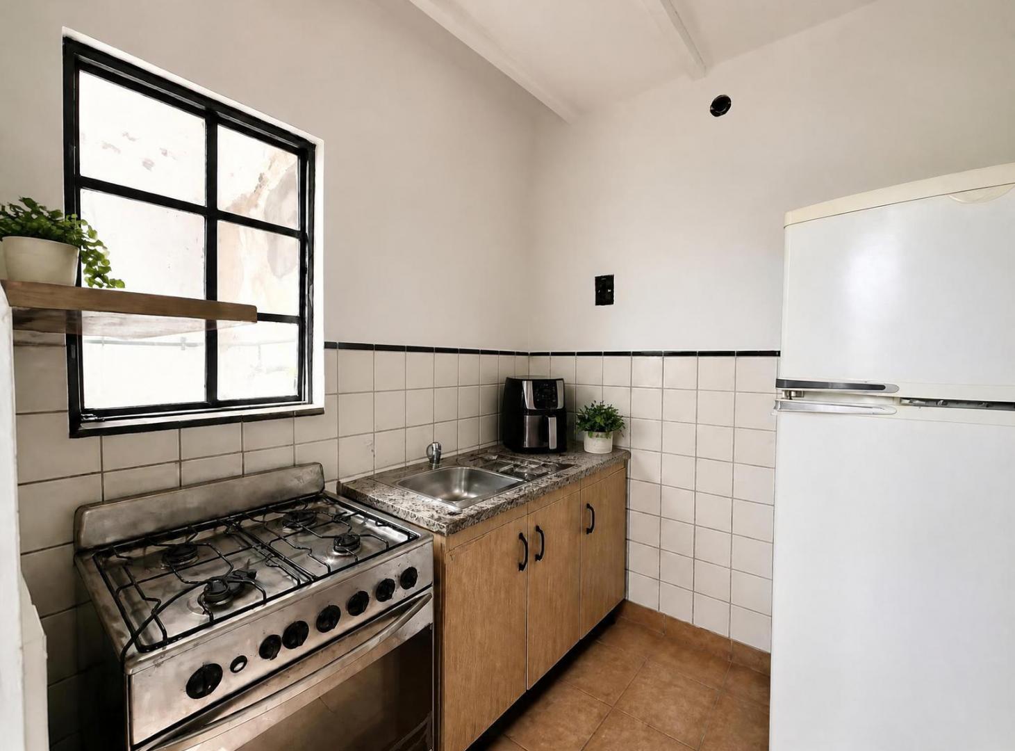 Foto de Venta PH 2 Ambientes con Patio y Terraza Propia Villa Santa Rita, imagen 1