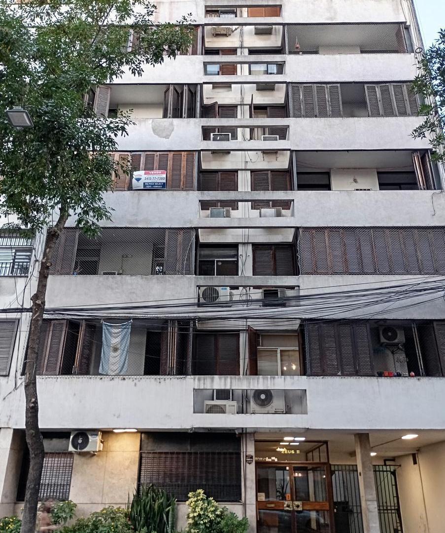 Venta Departamento Céntrico, Amplio, 2 Dormitorios,