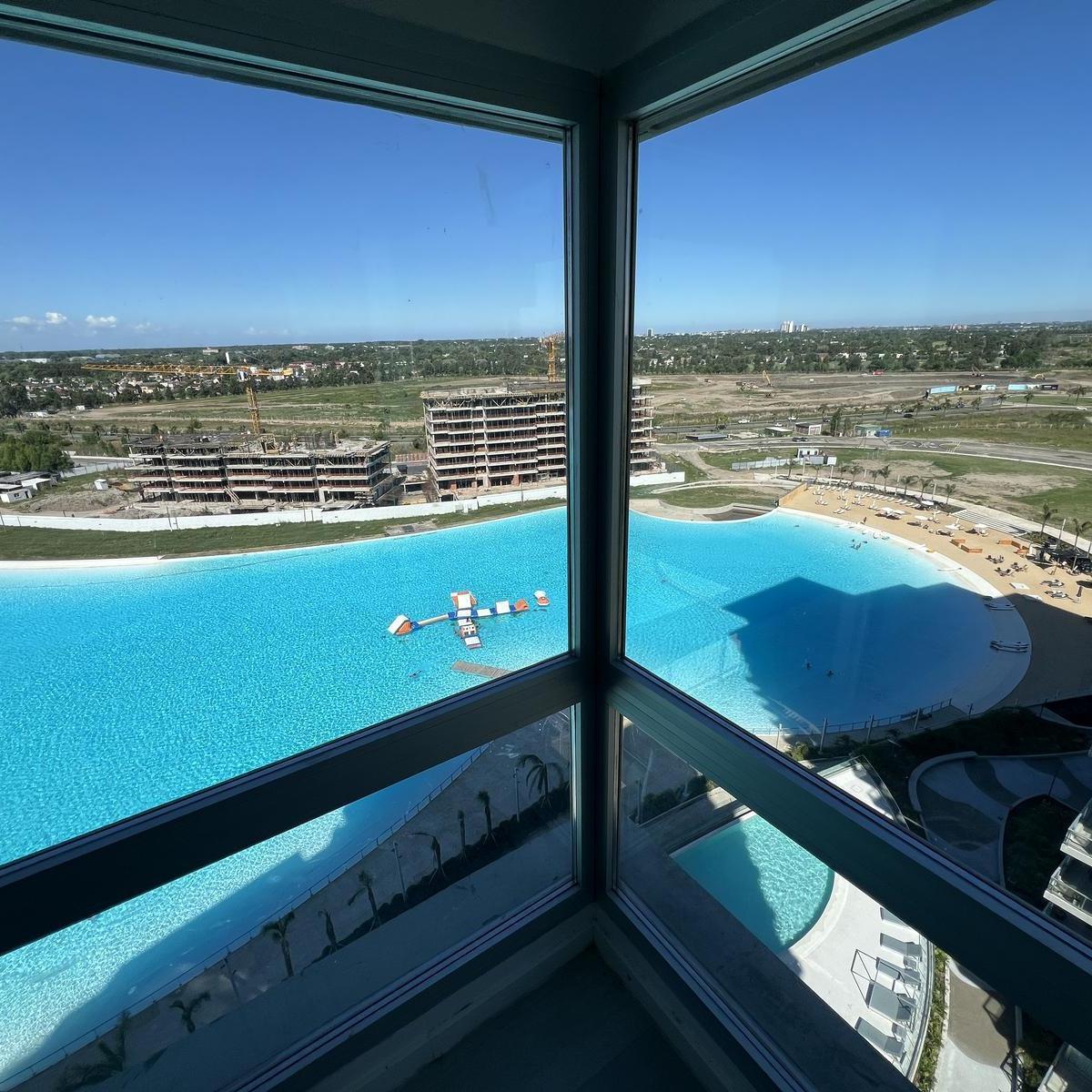 Venta Departamento 3 ambientes al lago en Remeros Beach Sky 1