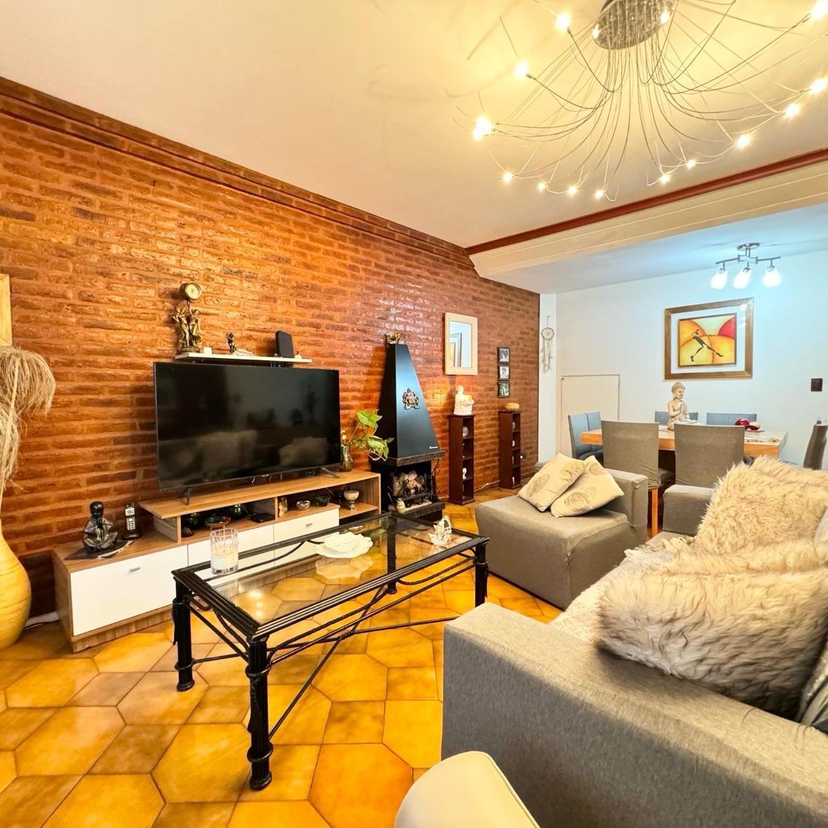 Venta de Casa Tipo Triplex en Olivos - Vicente López 1