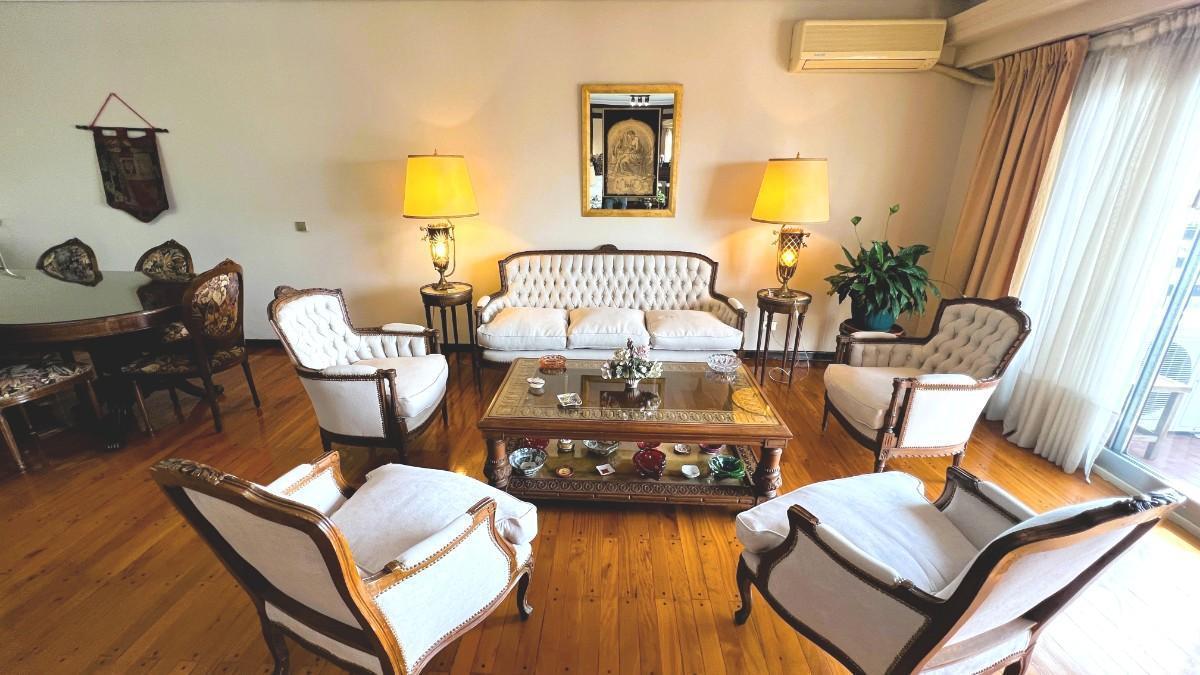 Foto de Estupendo Departamento 5 ambientes en venta en Belgrano C - piso alto!, imagen 2