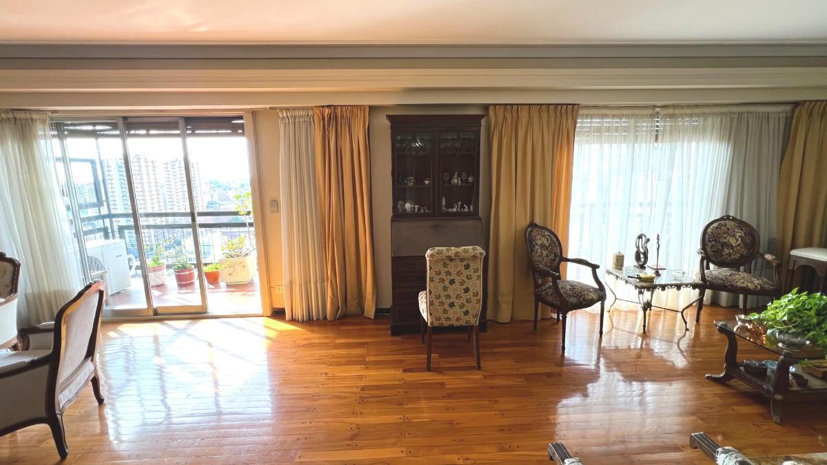 Foto de Estupendo Departamento 5 ambientes en venta en Belgrano C - piso alto!, imagen 5