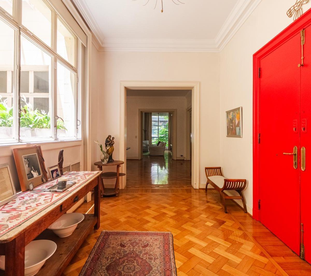 5 Dorm. en Venta en Recoleta. Excepcional Piso con Una Terraza Propia 2