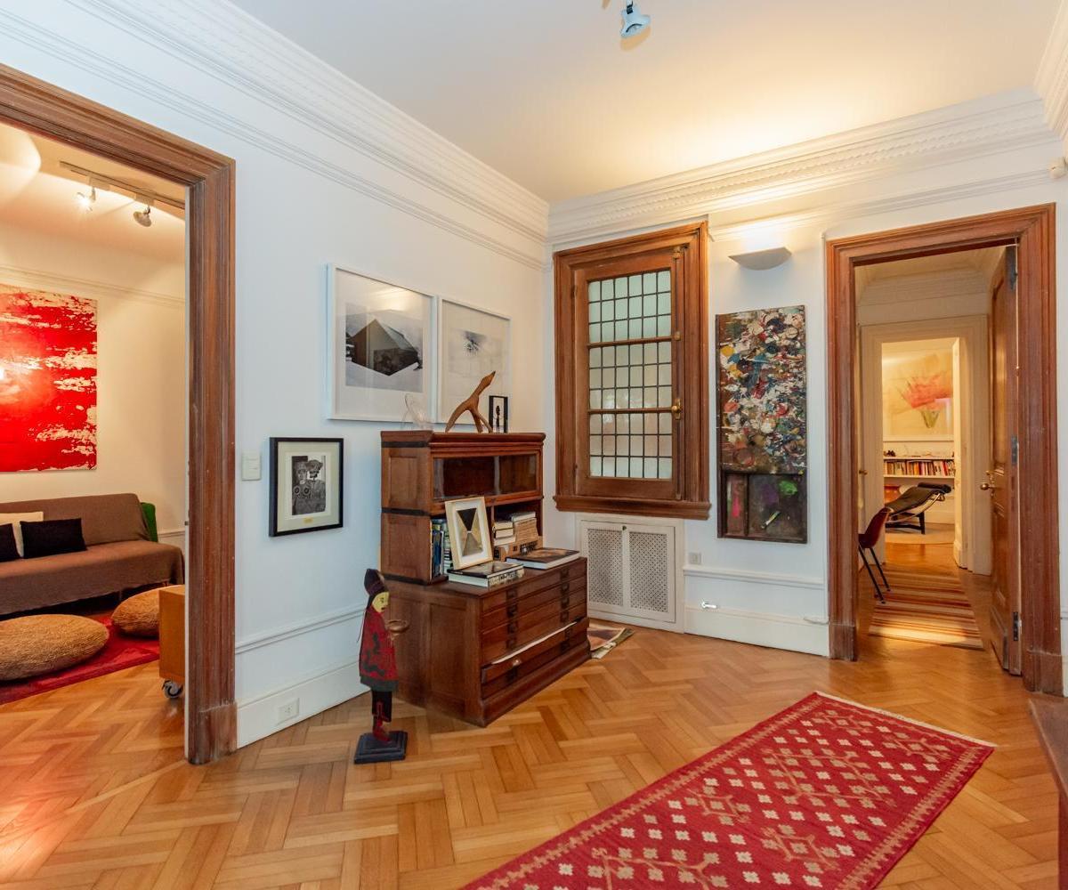 Exclusivo Piso en Venta en Plaza San Martin de 2 Dorm. 2