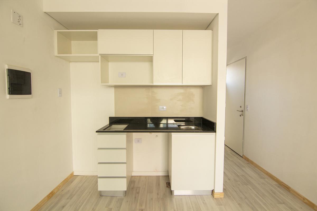 Foto de Monoambiente en venta al frente. Amplio y moderno en Villa Urquiza, imagen 5