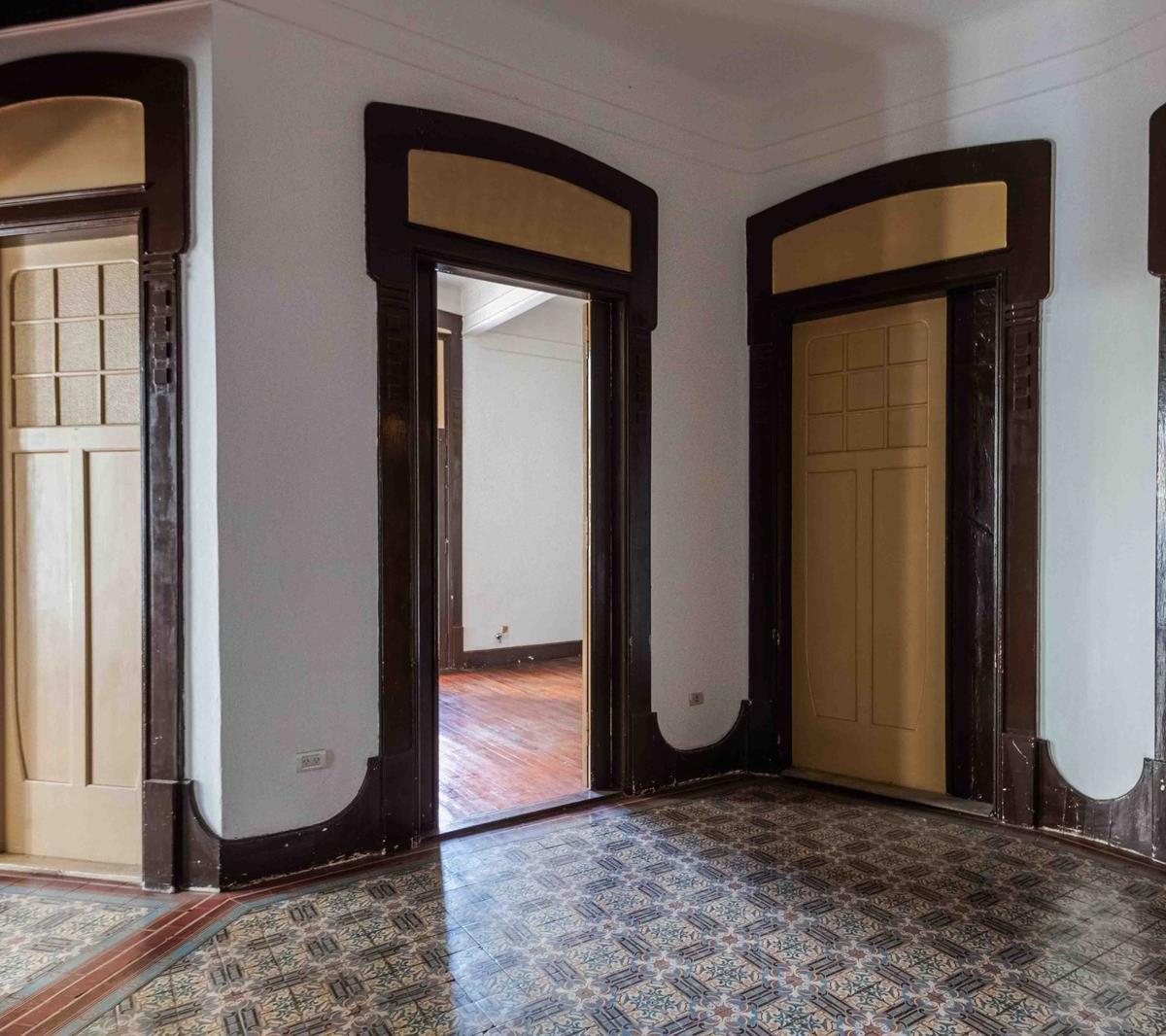 4 Dorm. en Edificio de Estilo con Detalles de Catagoría en Monserrat 2