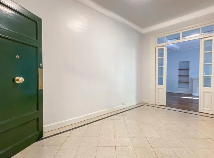 Silencio y elegancia en pulmón de manzana – Departamento de categoría en Recoleta 5