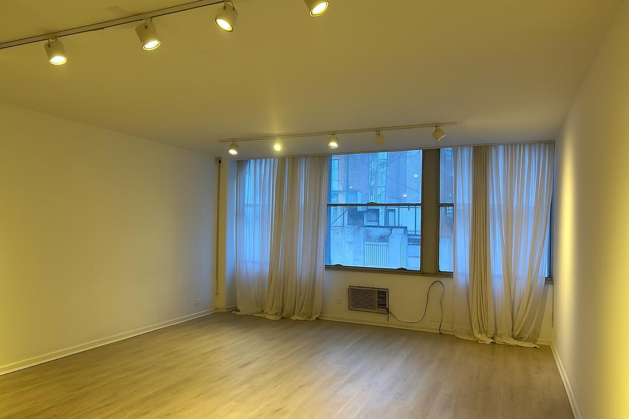 Foto de Oficina de 62 m2 en alquiler - Recoleta, imagen 2