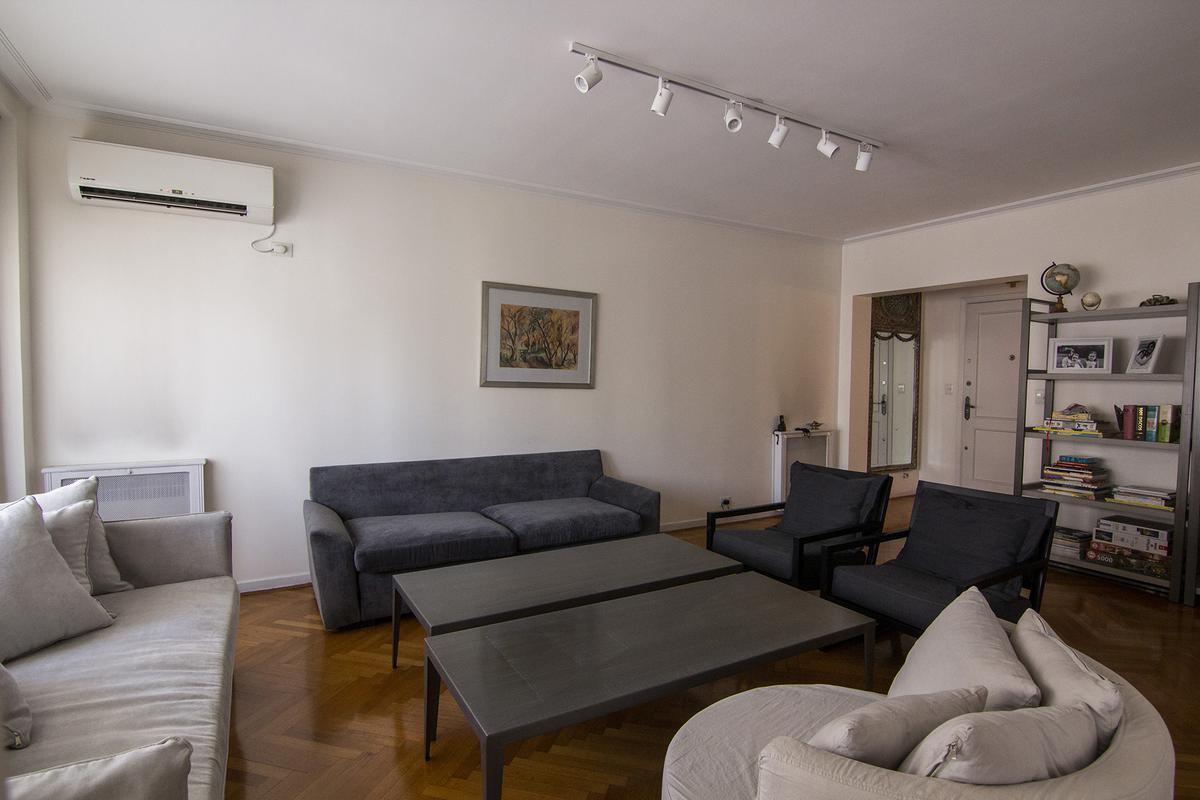 Amplio departamento en venta de 6 ambientes con cochera | Recoleta