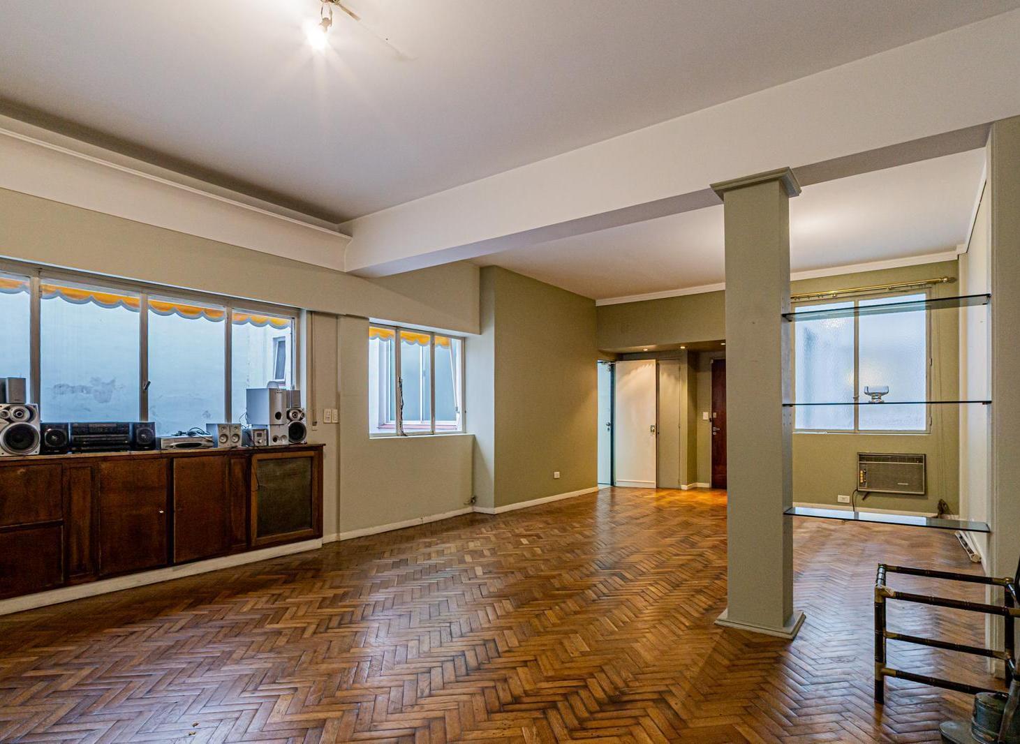 Foto de Semipiso en venta de 5 ambientes con cochera. Bajas expensas – Recoleta, imagen 3