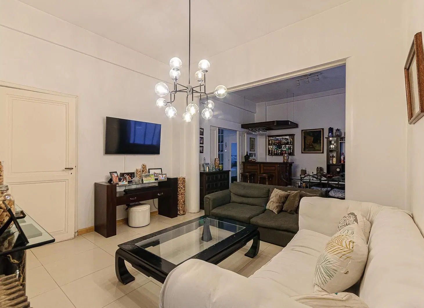 Departamento de 5 ambientes con cocina reciclada. Cochera – Recoleta 4