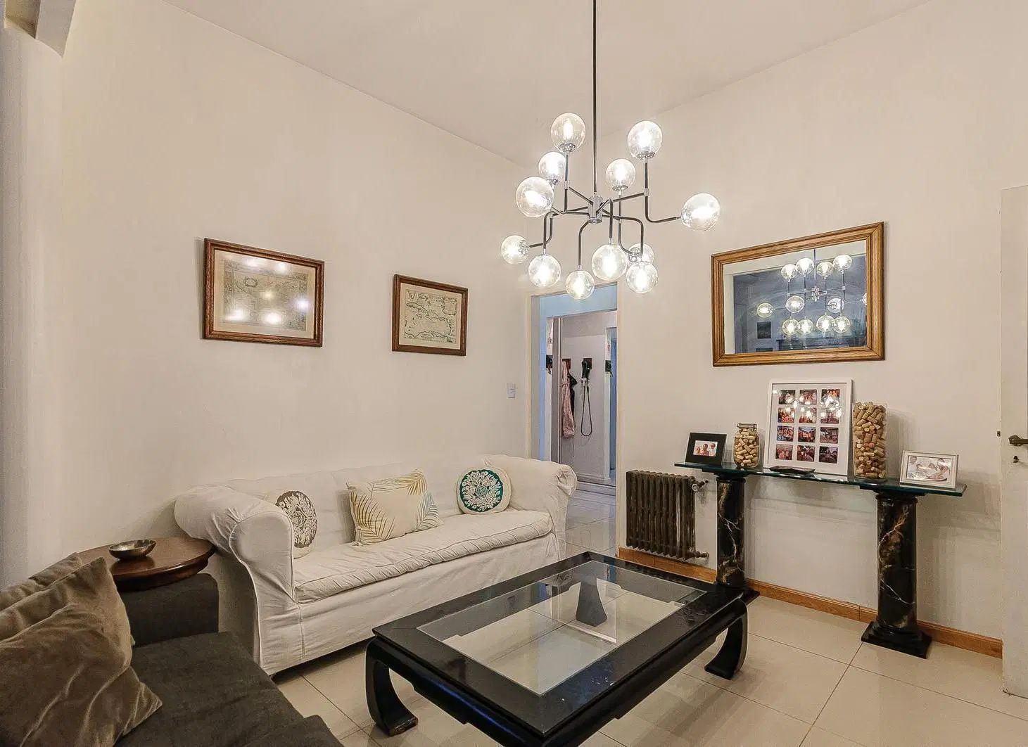Departamento de 5 ambientes con cocina reciclada. Cochera – Recoleta 2