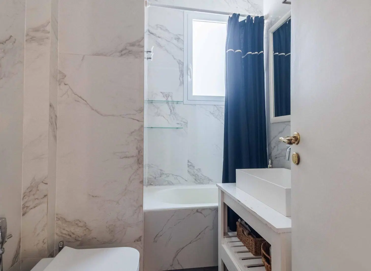 Departamento en venta de 4 ambientes reciclado con mucha luz natural – Recoleta 8