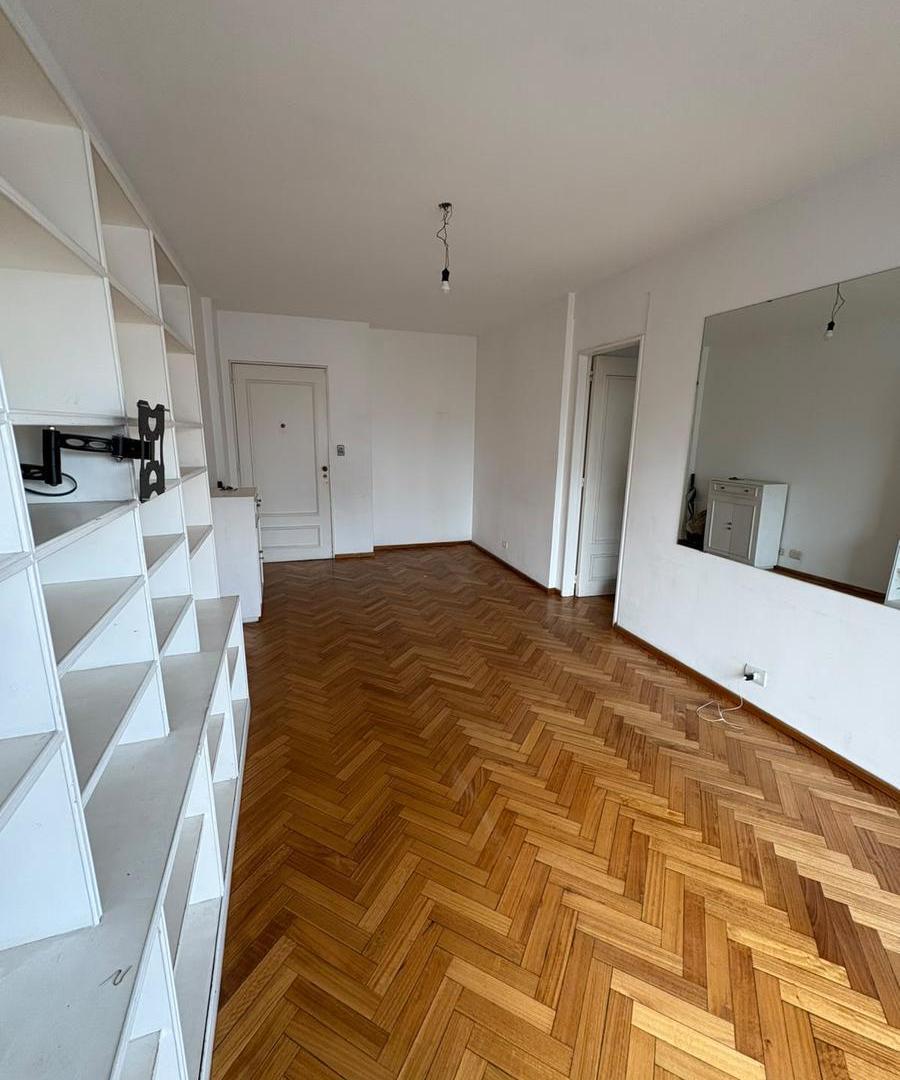 Foto de Departamento de 2 dormitorios en alquiler. Piso alto - Recoleta, imagen 1