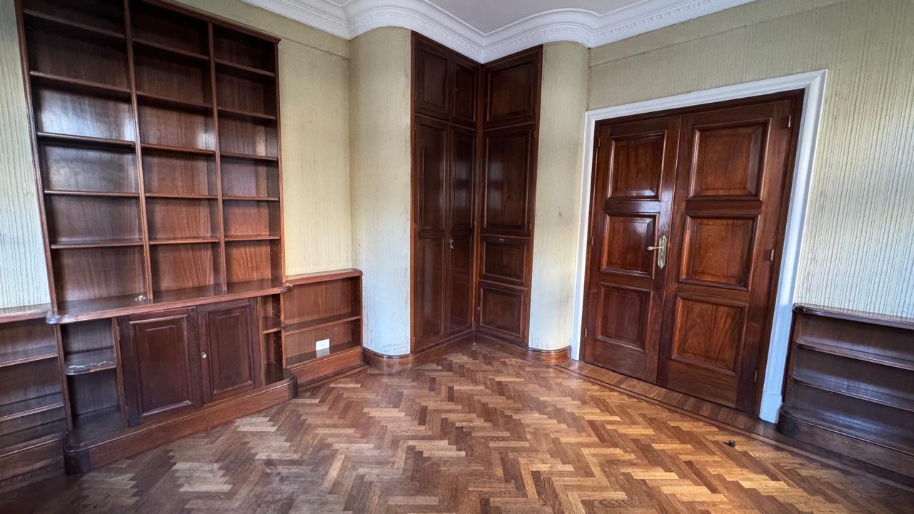 Foto de Exclusivo Piso Francés de Categoría | 140 m² | Barrio norte, imagen 5