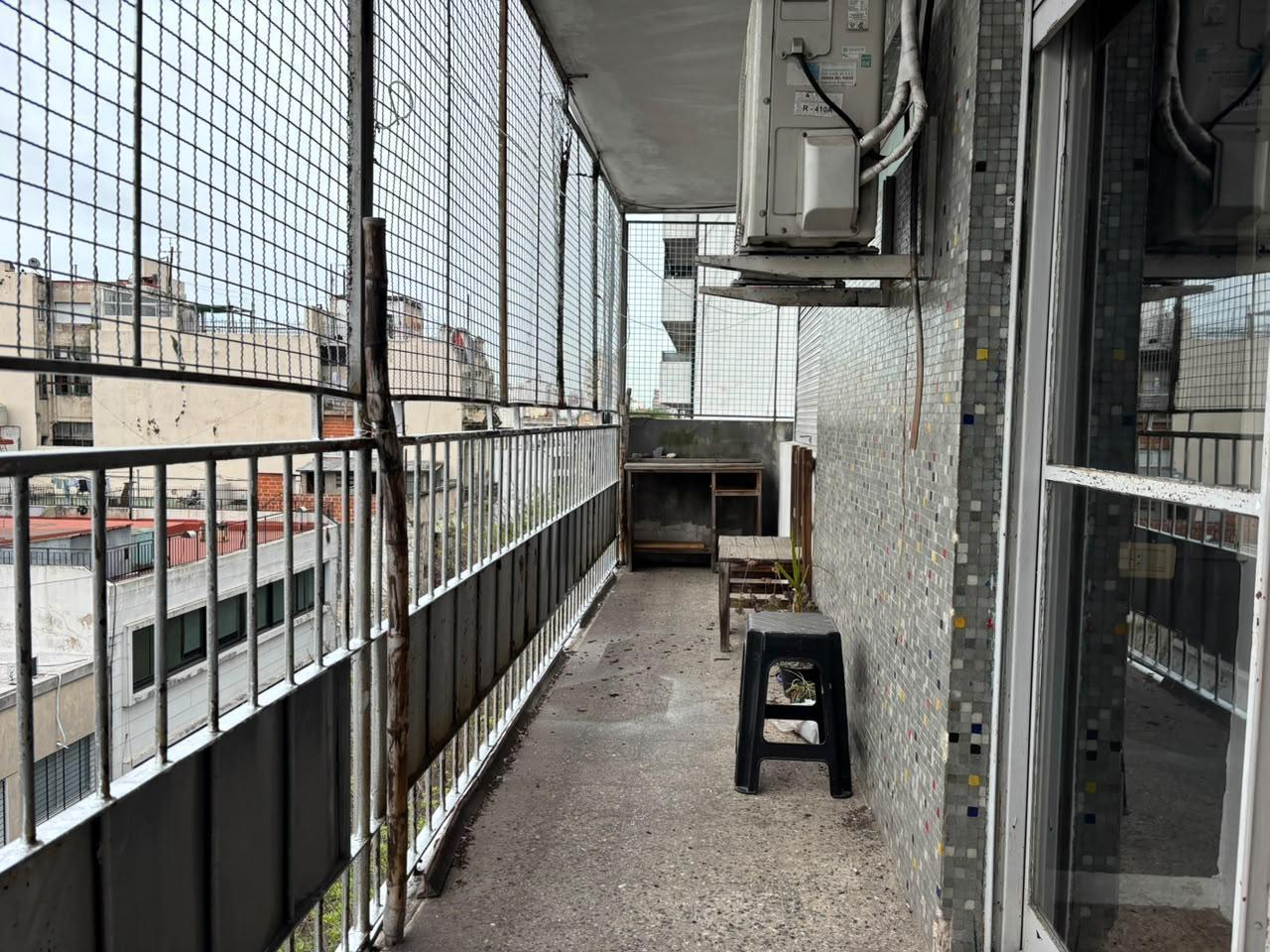 Foto de Venta 3 Ambientes Luminoso con Balcón Corrido al Frente. Balvanera, imagen 5