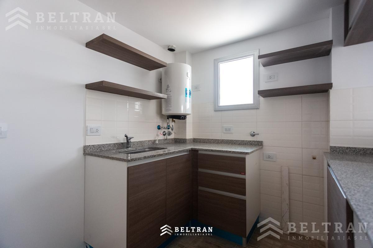 Italia 1200. Deptos de 1 dormitorio.