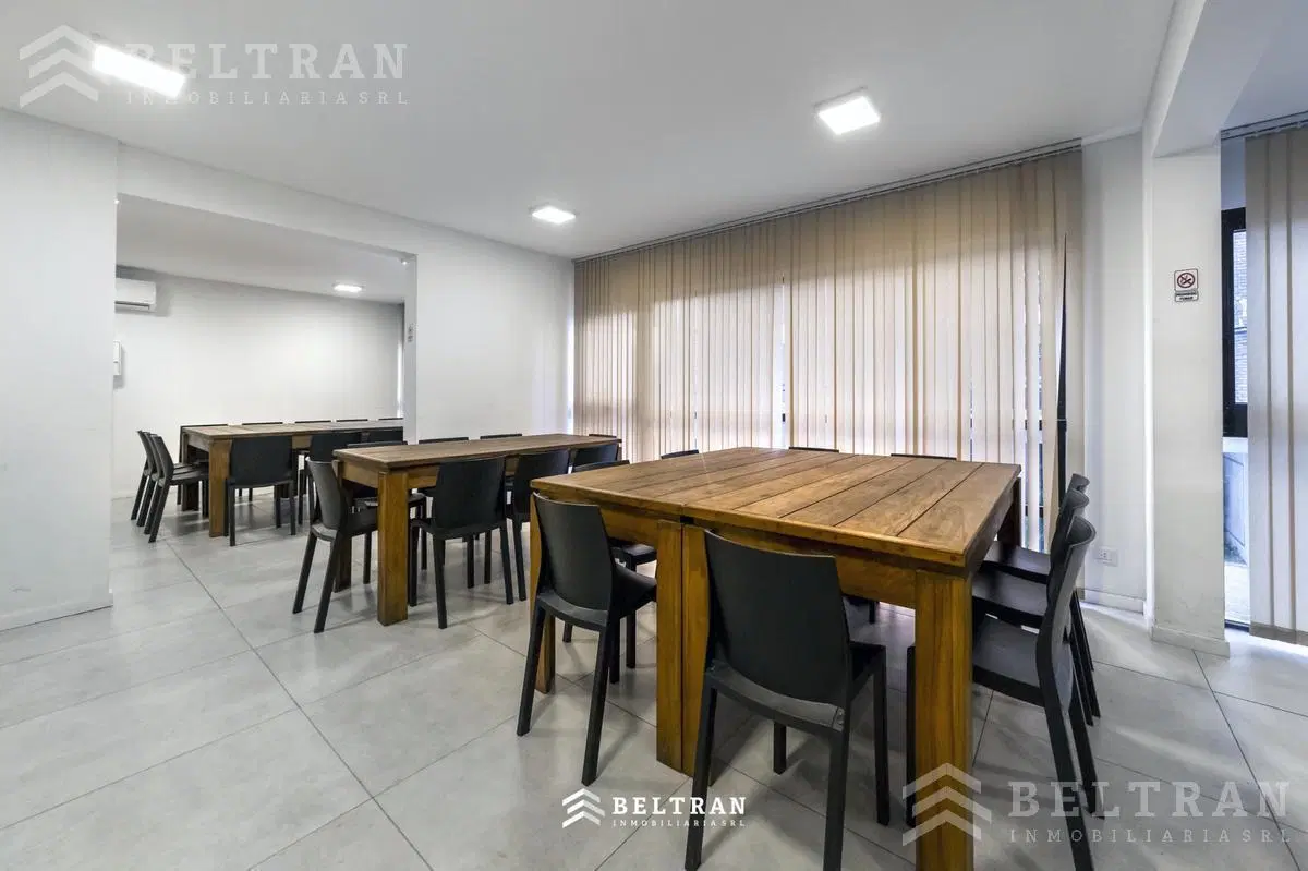 LATERAL. ORIENTACIÓN SUR. 3
