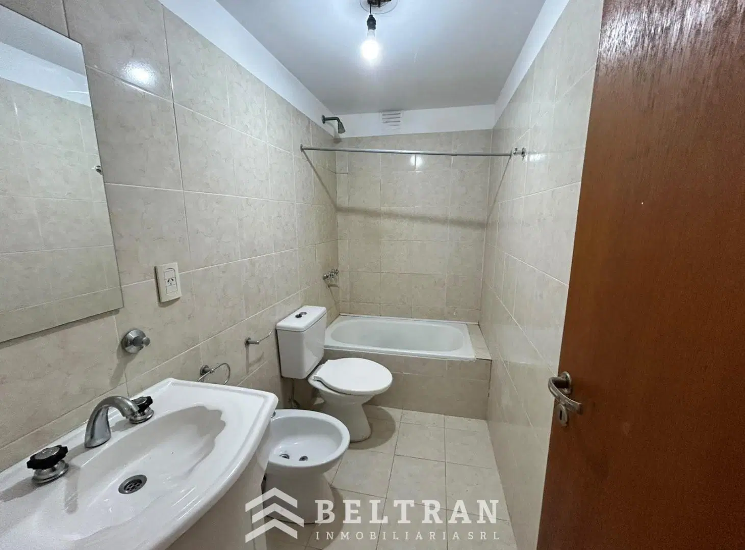 Departamento en Abasto 8