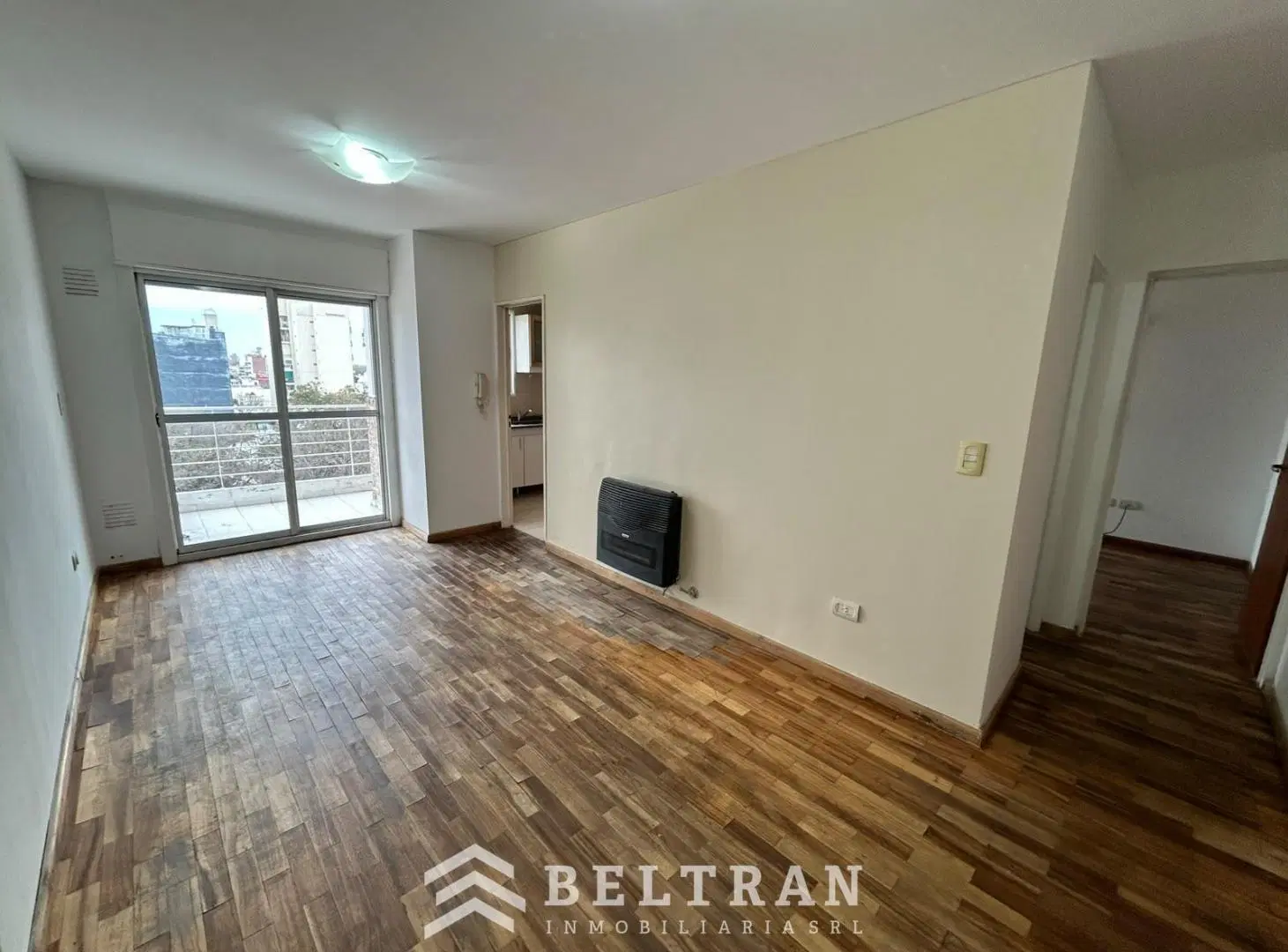 Departamento en Abasto 3