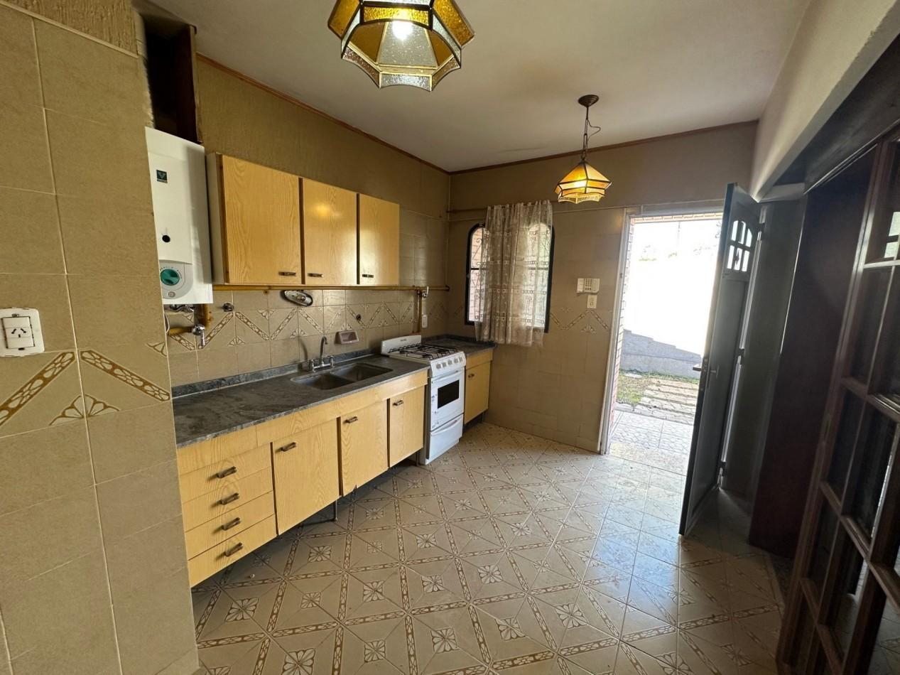Foto de Alquiler Casa 2 dormitorios - Excelente ubicacion, imagen 2