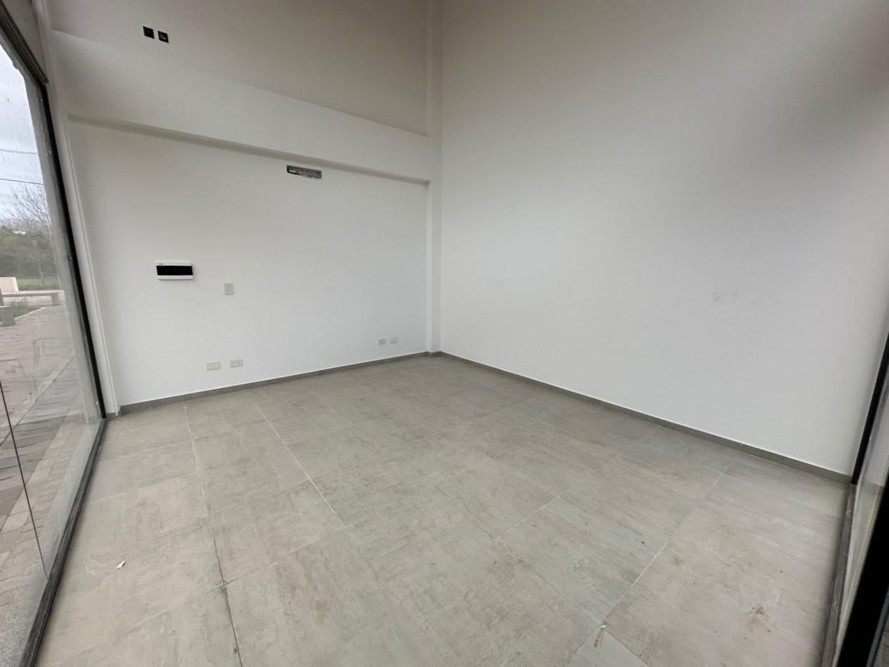 Foto de Venta Local Comercial Las Calandrias - Funes, imagen 5