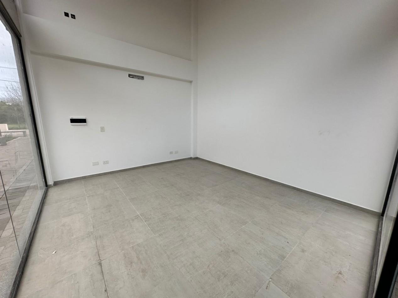 Foto de Venta Local Comercial Las Calandrias - Funes, imagen 2