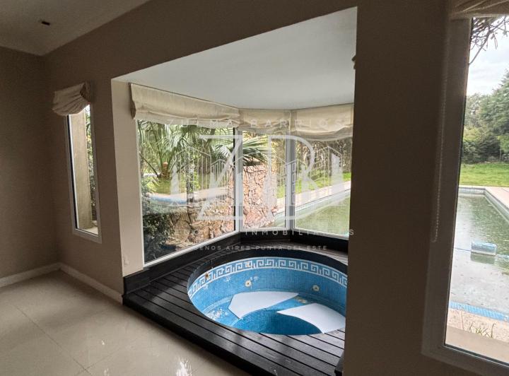 Casa en venta y alquiler en el Lauquen  5