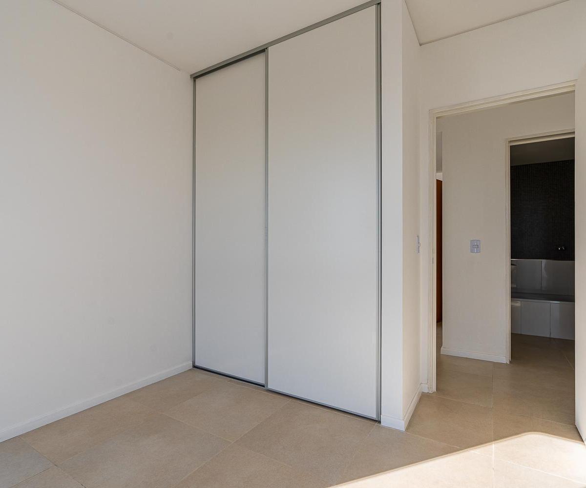 Foto de DEPARTAMENTO PREMIUM DE DOS DORMITORIOS VENTA SEGURIDAD 24HS PUERTO, imagen 5