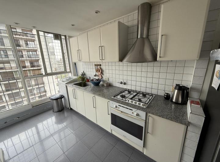 DEPARTAMENTO DE CUATRO DORMITORIOS VENTA SEGURIDAD 24HS CENTRO ROSARIO 3