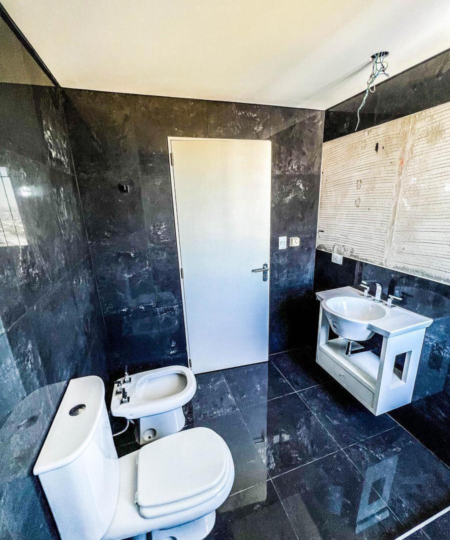 PENTHOUSE PREMIUM DE TRES DORMITORIOS EN SUITE VENTA TERRAZA EXCLUSIVA MAUI