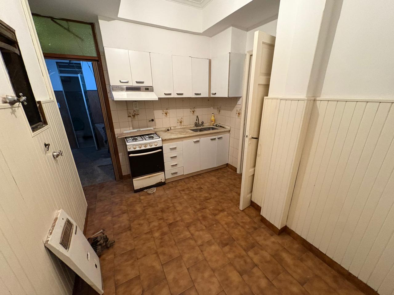 Foto de DEPARTAMENTO DE TRES DORMITORIOS POR ESCALERA VENTA CONFORT CENTRO, imagen 5
