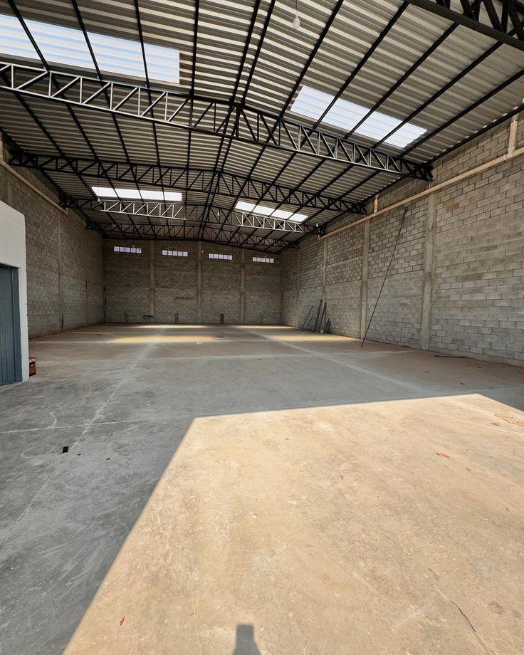 GALPON PARA USO INDUSTRIAL VENTA DIVERSOS USOS COMERCIALES LUIS AGOTE ROSARIO