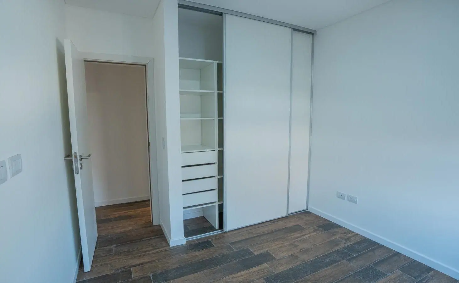 MONOAMBIENTE VENTA QUINCHO Y SOLARIUM REP. DE LA SEXTA 3