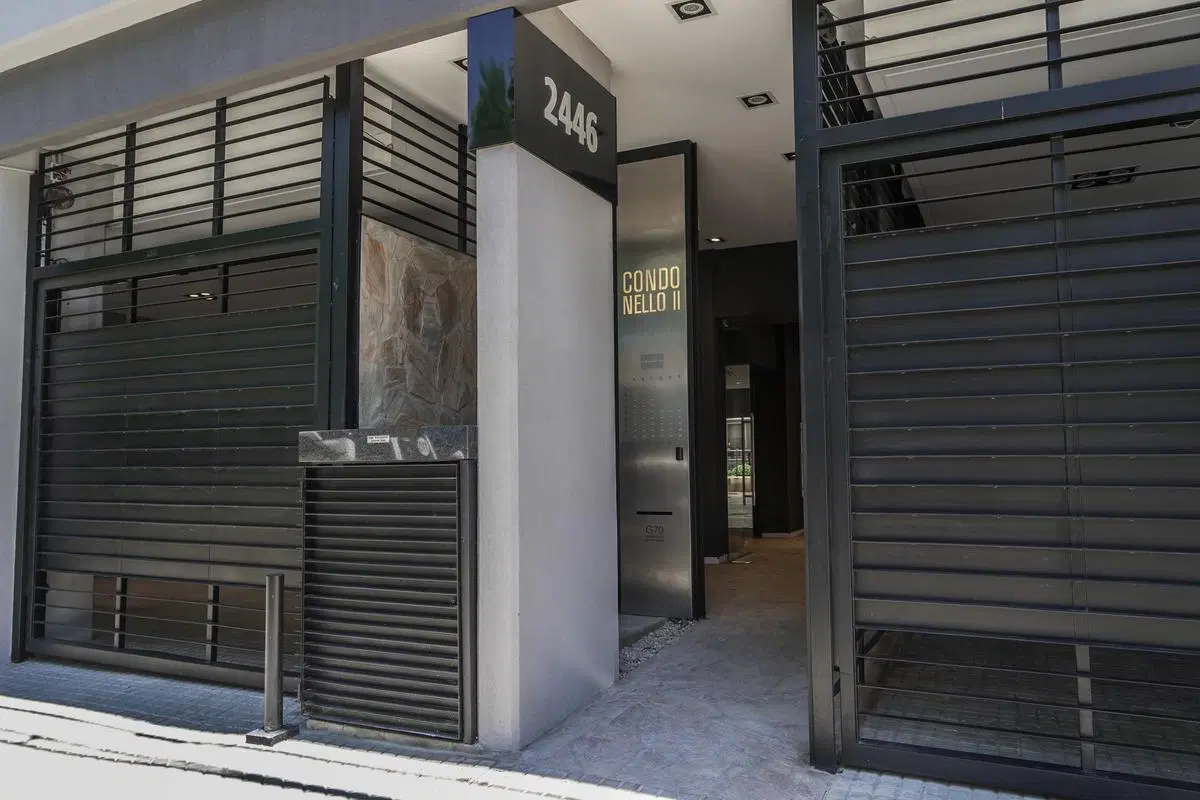 MONOAMBIENTE VENTA SOLARIUM Y PARRILLERO REP. DE LA  SEXTA ROSARIO 5